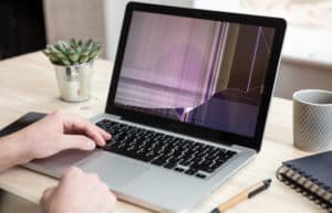 Laptop screen repair in Bracknell, Crowthorne, Wokingham